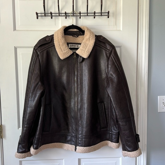 Levi's Other - Men’s Levi’s Faux Leather Bomber Jackets With Faux Shearling Size XXL.